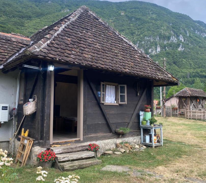 Photo of Others in Perucac