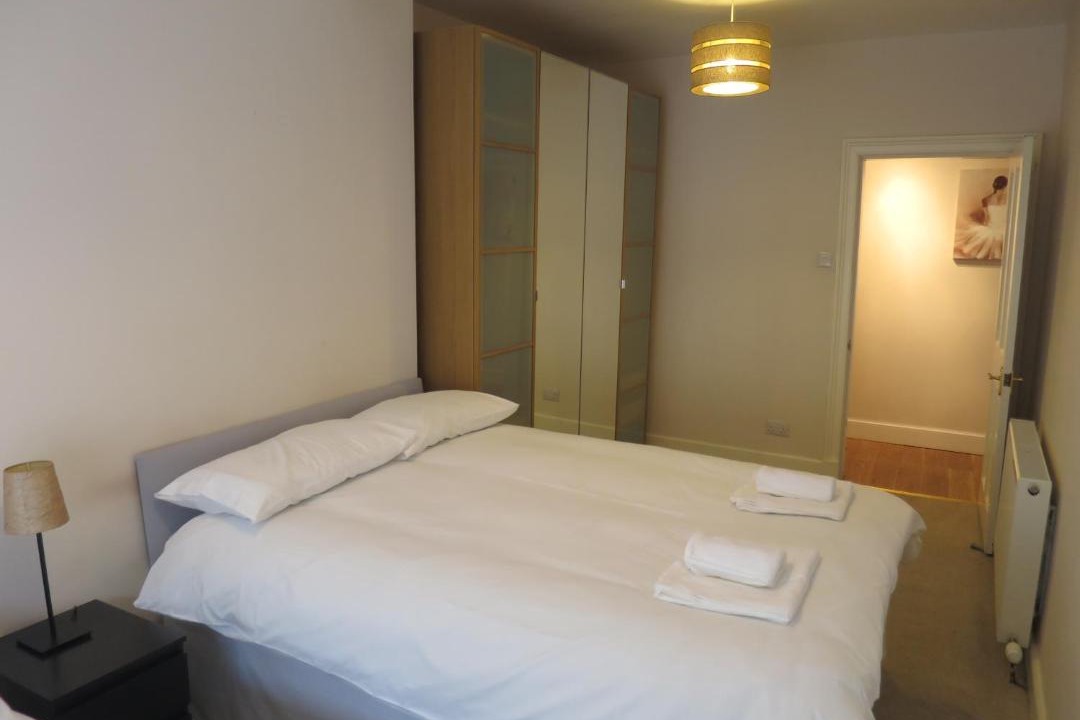 Photo of Bedroom in Newington