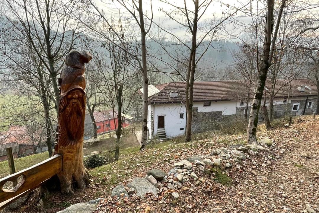 Photo of Others in Ameno