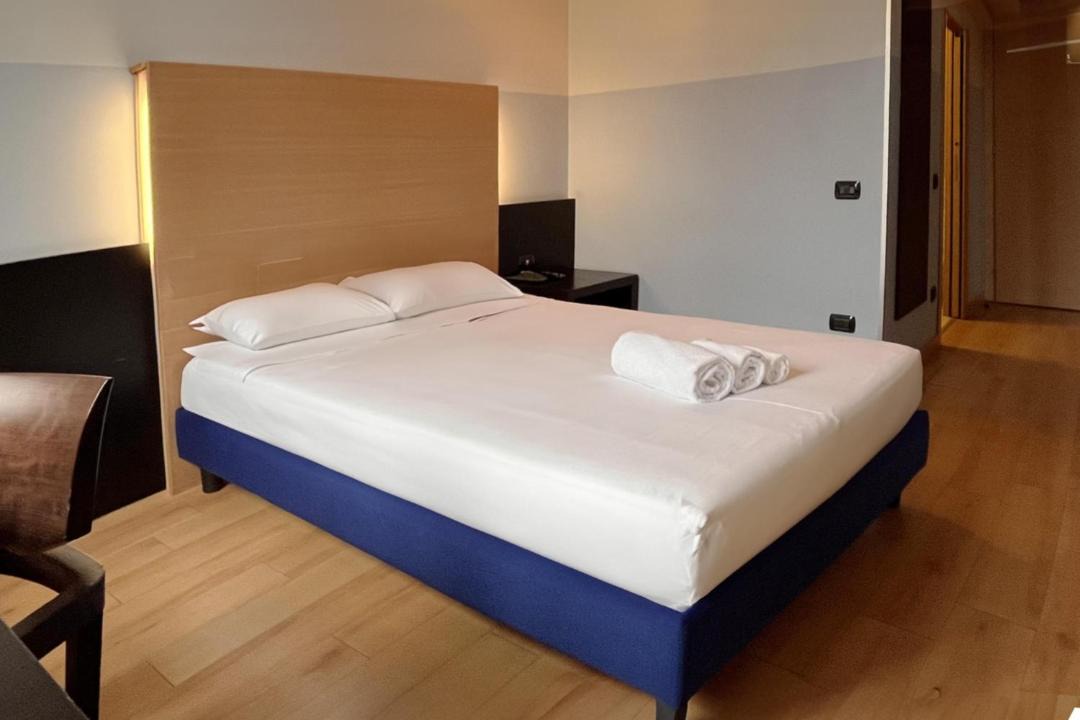 Photo of Bedroom in Cologno Monzese