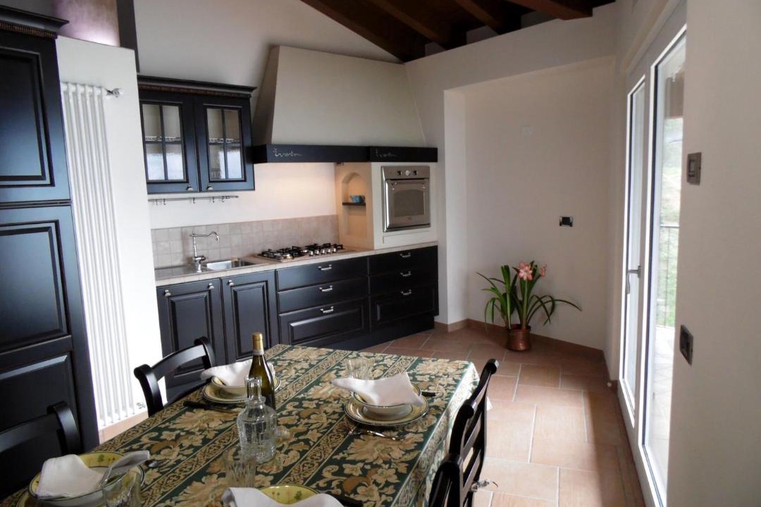 Photo of Kitchen in Marone
