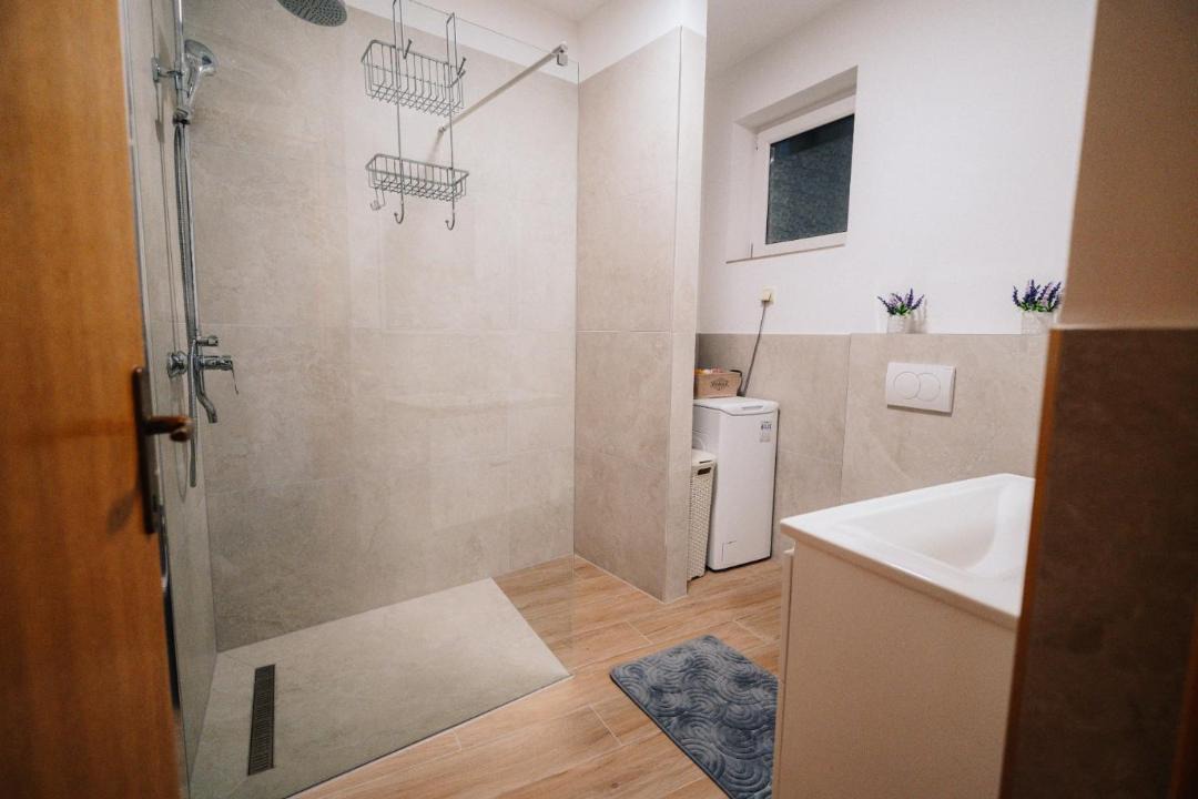 Photo of Bathroom in Grbavica