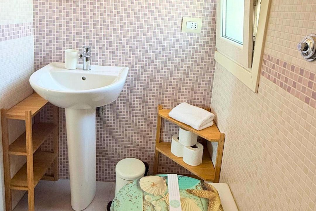 Photo of Bathroom in Focene