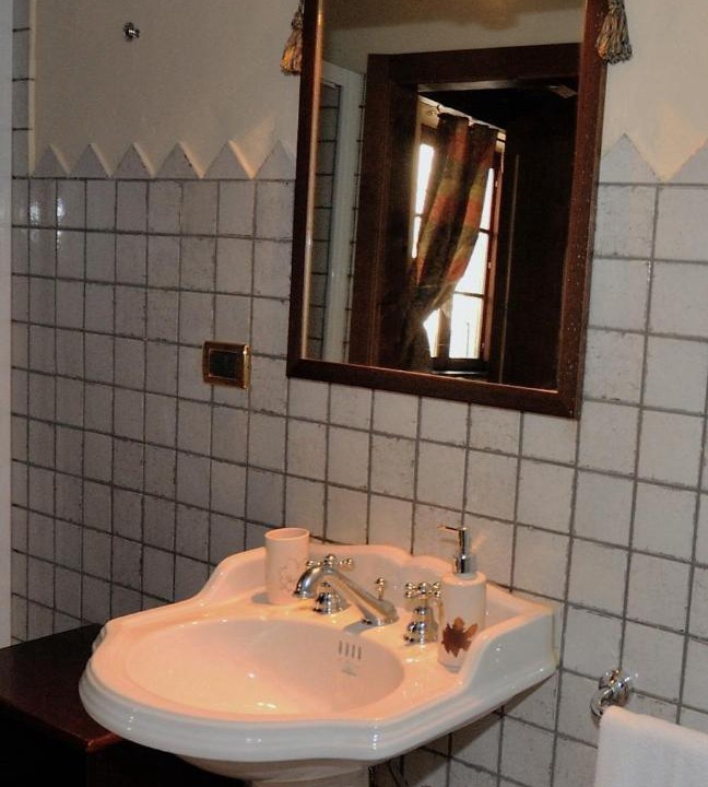 Photo of Bathroom in Sassoferrato