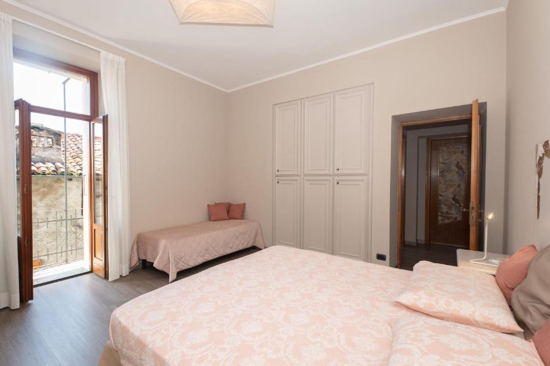 Photo of Bedroom in Mergozzo