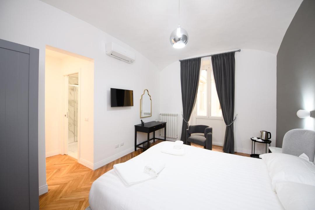 Photo of Bedroom in Rione XVI Ludovisi