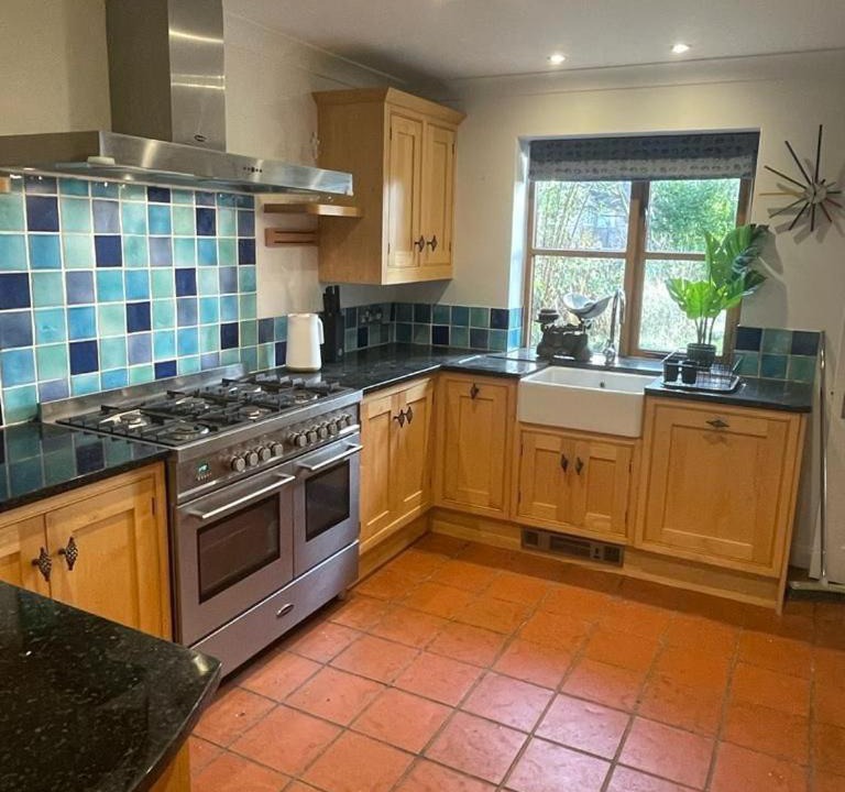 Photo of Kitchen in Horspath