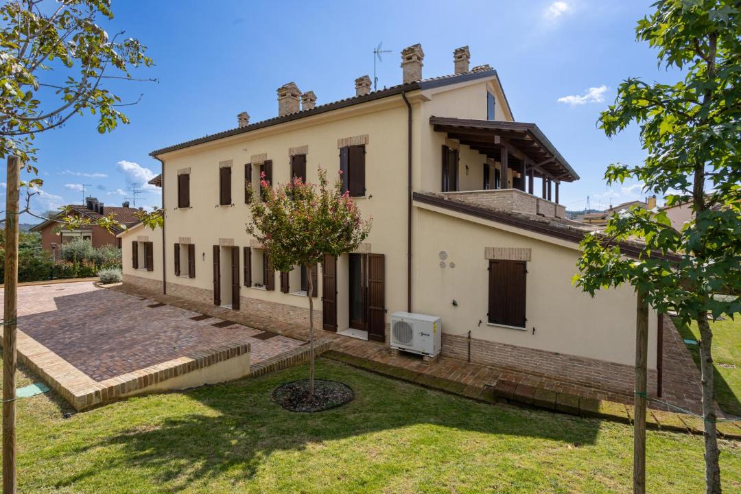 Photo of Others in Gradara