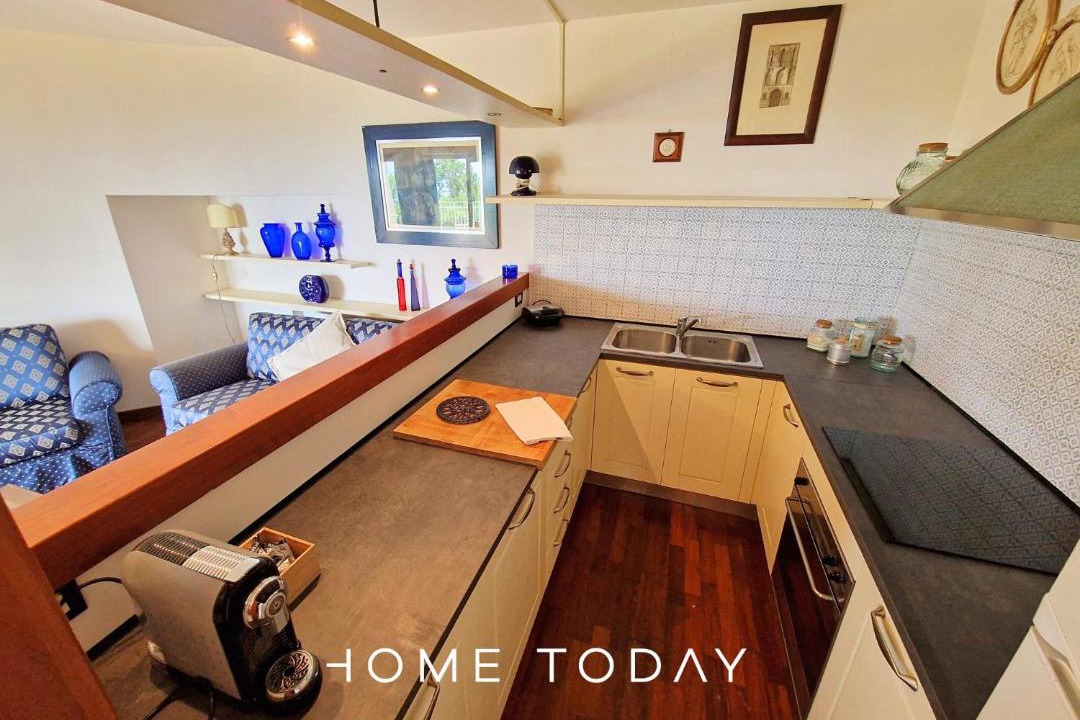 Photo of Kitchen in Roiano-Gretta-Barcola-Cologna-Scorcola