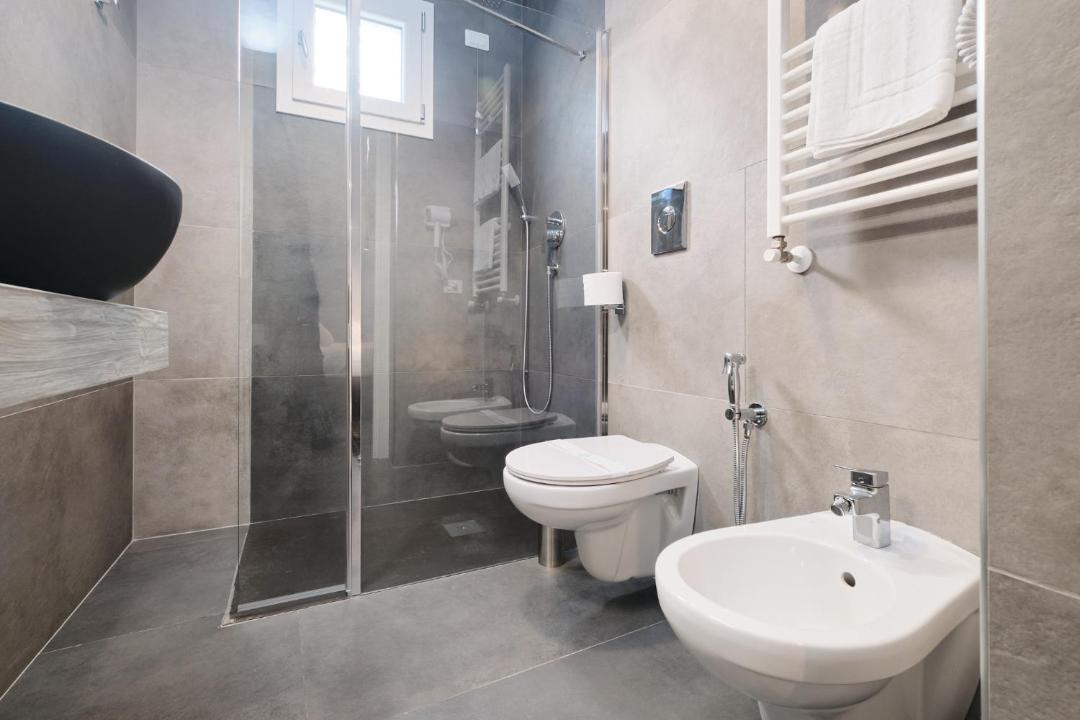 Photo of Bathroom in Tuscolano