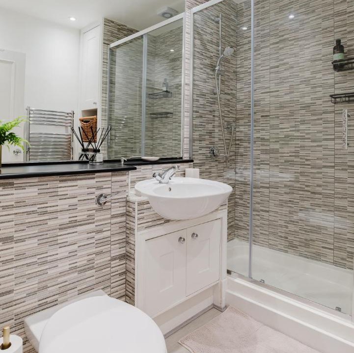 Photo of Bathroom in Canary Wharf