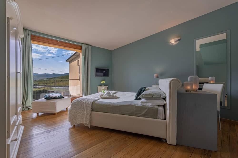 Photo of Bedroom in Canelli
