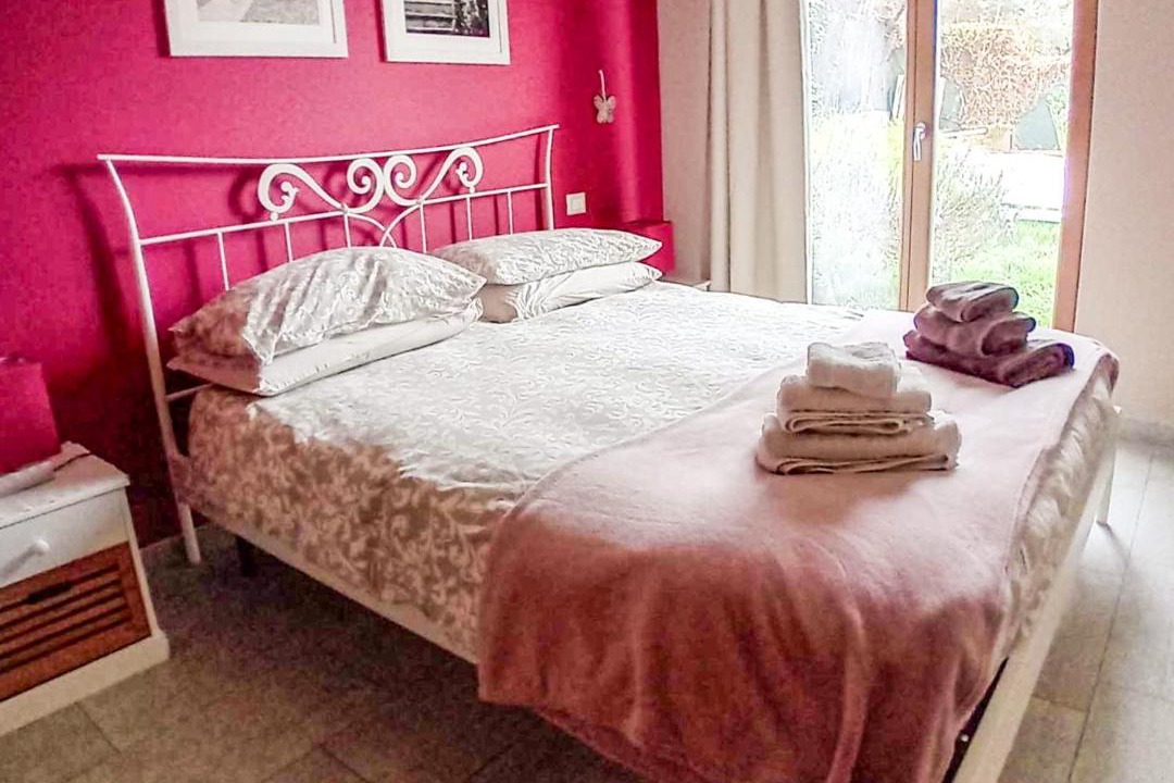 Photo of Bedroom in Miasino