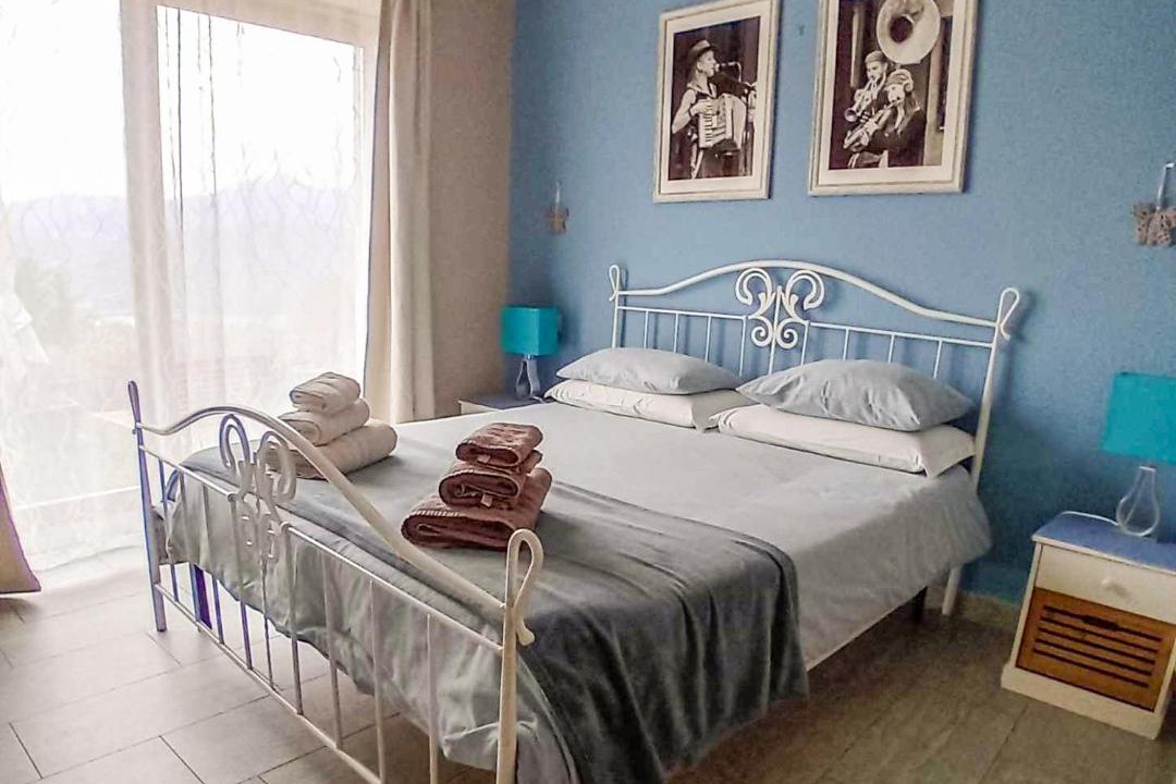 Photo of Bedroom in Miasino