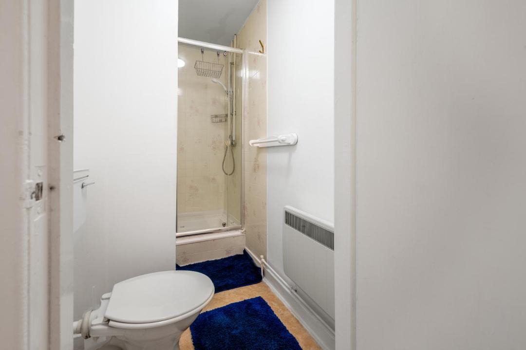 Photo of Bathroom in Contin