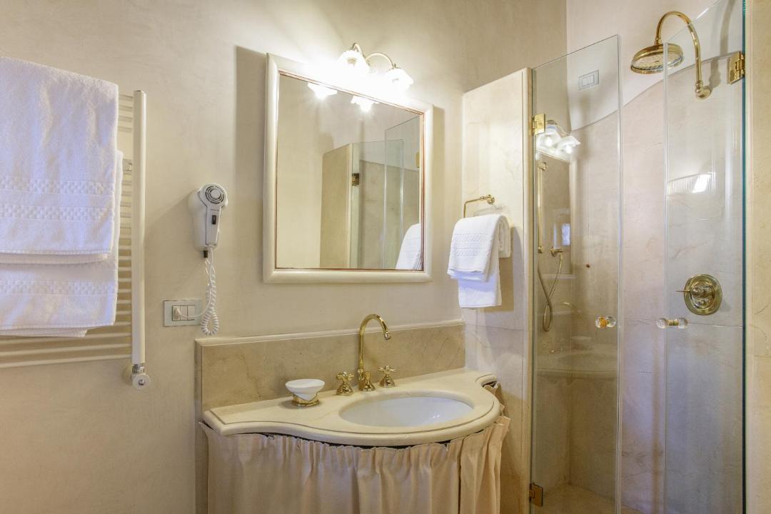 Photo of Bathroom in Santo Stefano A Tizzano