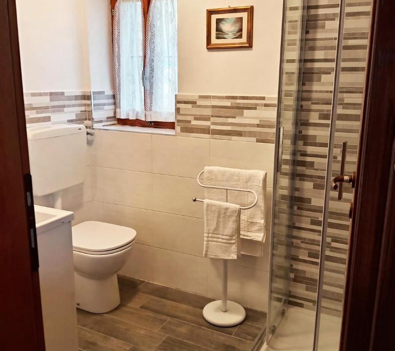 Photo of Bathroom in Netro