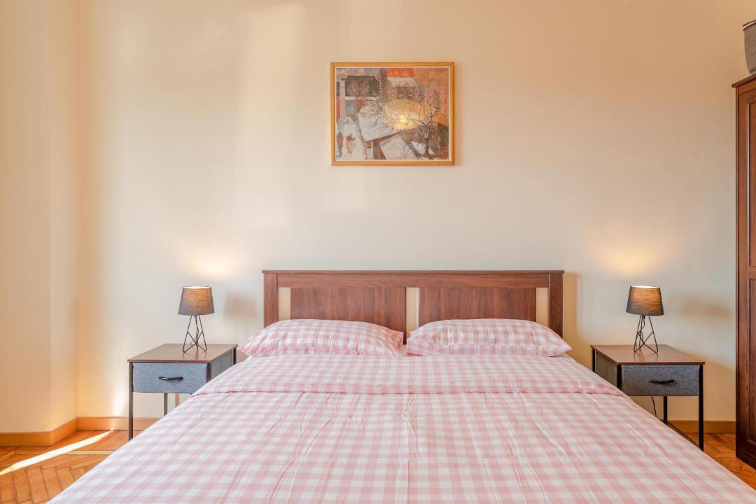Photo of Bedroom in Parella