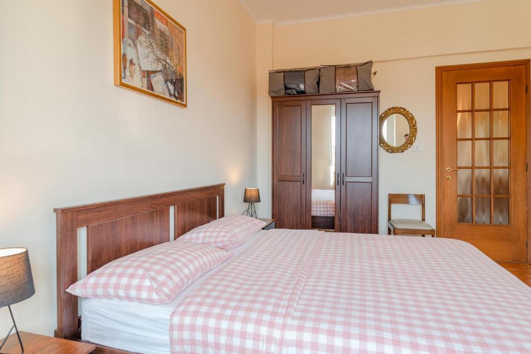 Photo of Bedroom in Parella