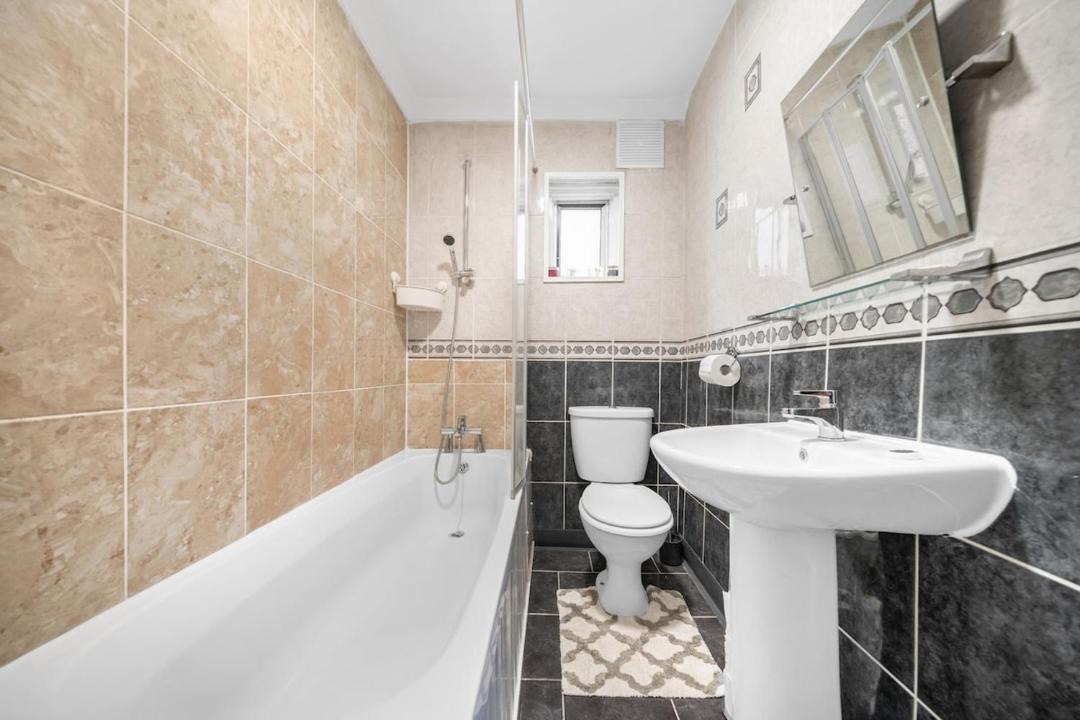 Photo of Bathroom in Cann Hall