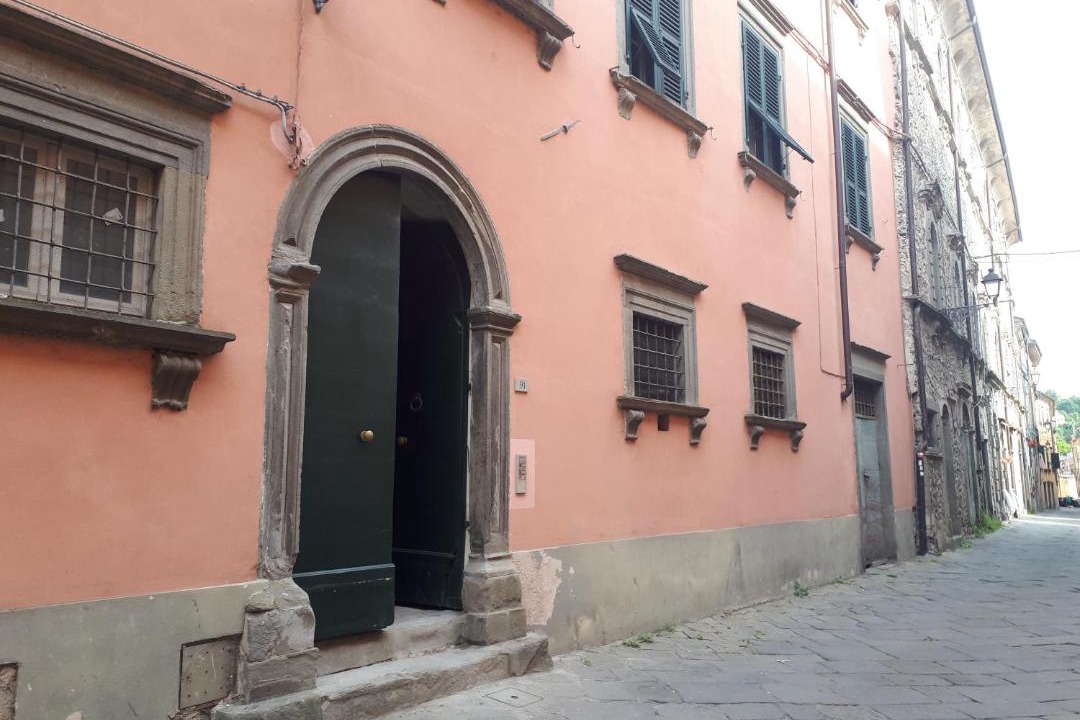 Photo of Buildings in Pontremoli