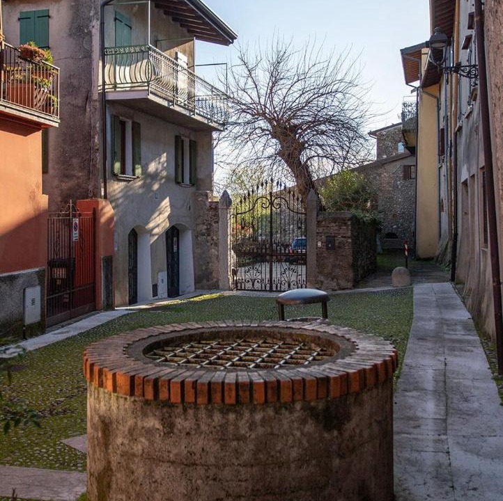Photo of Others in Portese
