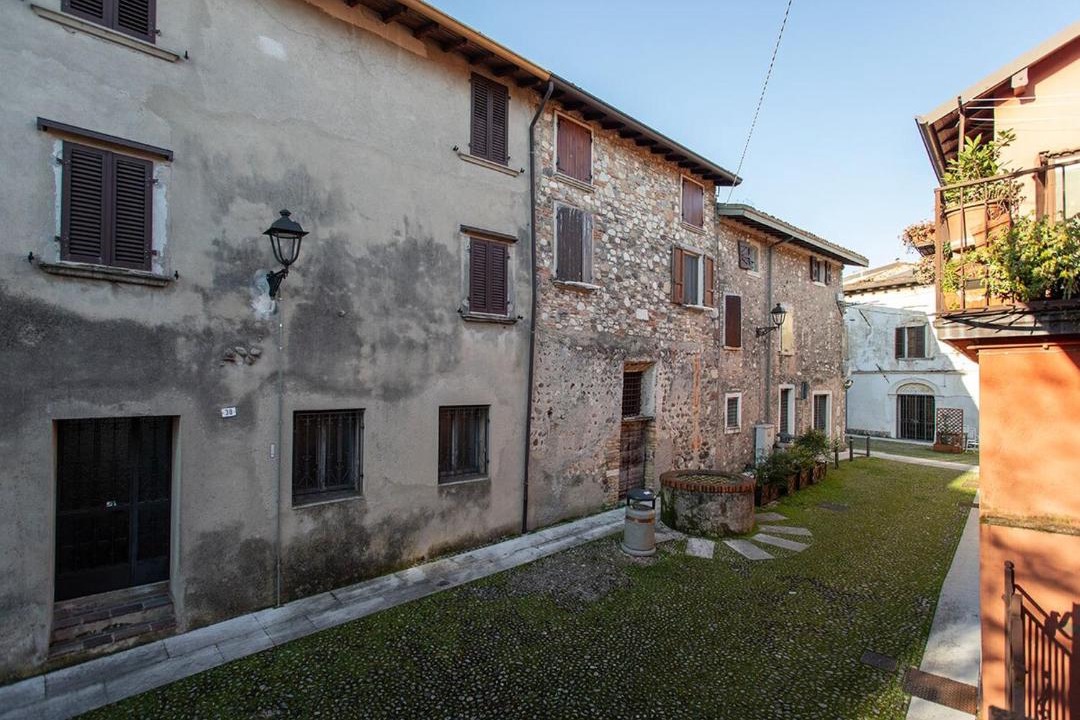 Photo of Others in Portese