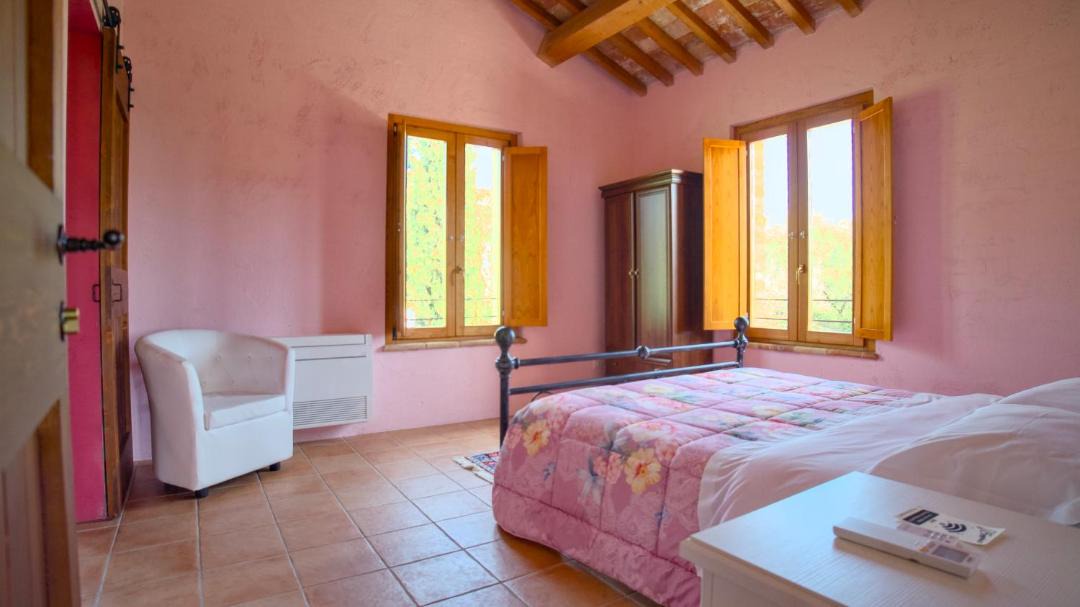 Photo of Bedroom in Offida