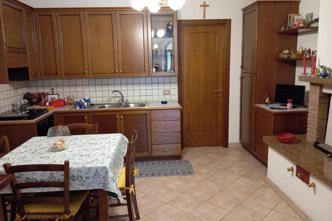 Photo of Kitchen in Scheggia e Pascelupo