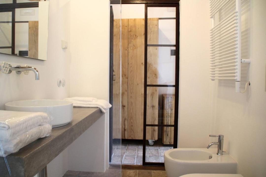 Photo of Bathroom in Saludecio