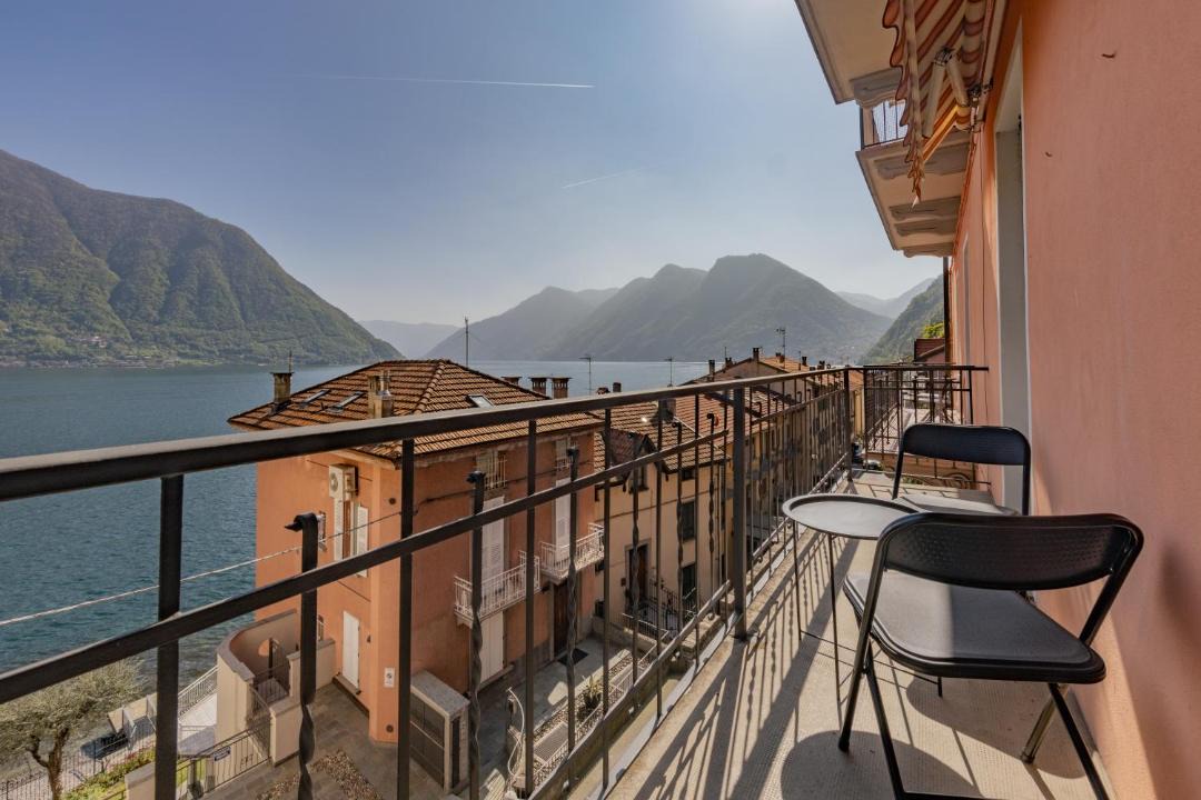 Photo of Patio Balcony in Sala Comacina