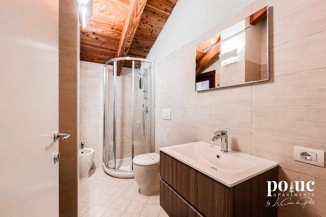 Photo of Bathroom in Antagnod