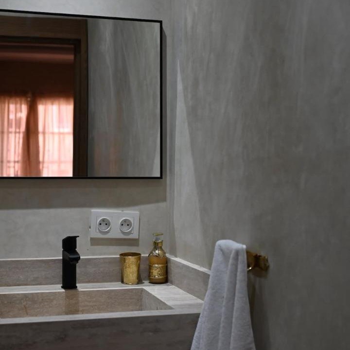 Photo of Bathroom in Majorelle