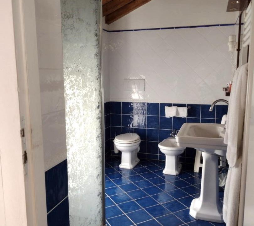 Photo of Bathroom in Sustinente