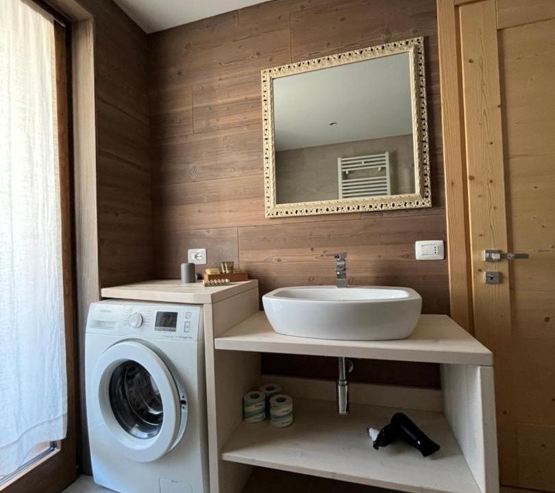Photo of Bathroom in Sutrio