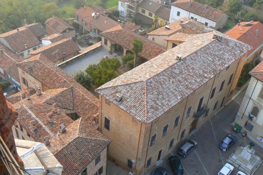 Photo of Buildings in Fubine