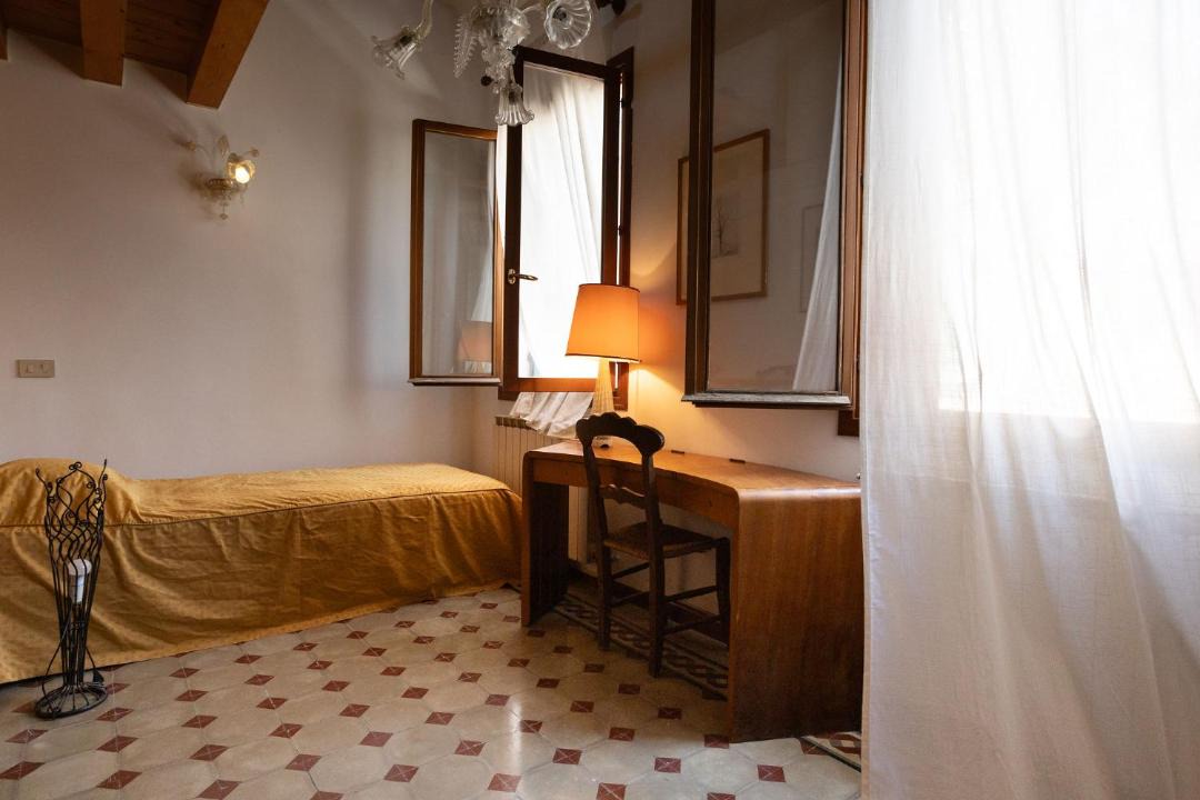 Photo of Bedroom in Burano