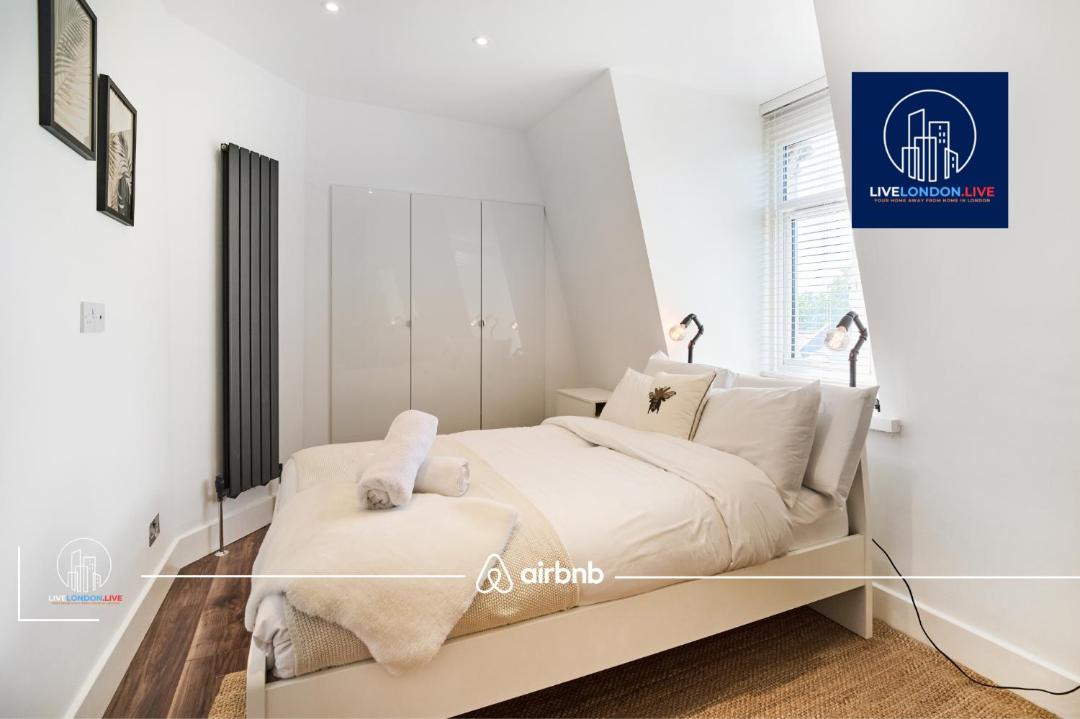 Photo of Bedroom in Dartmouth Park