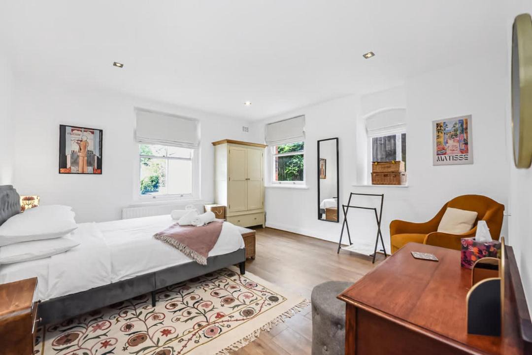Photo of Bedroom in Frognal and Fitzjohns