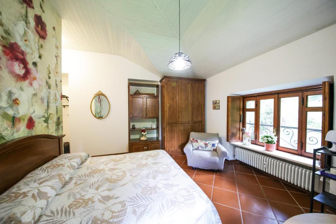 Photo of Bedroom in Lanzo d'Intelvi