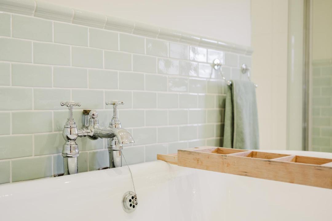 Photo of Bathroom in Easton Grey