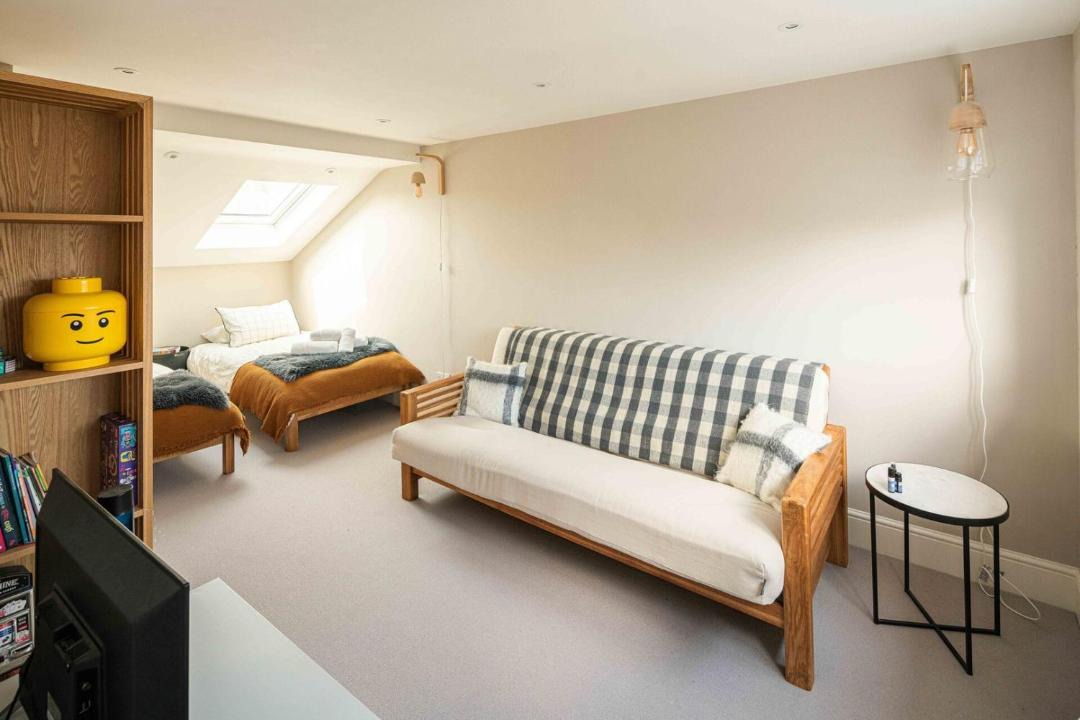 Photo of Bedroom in Stroud Green