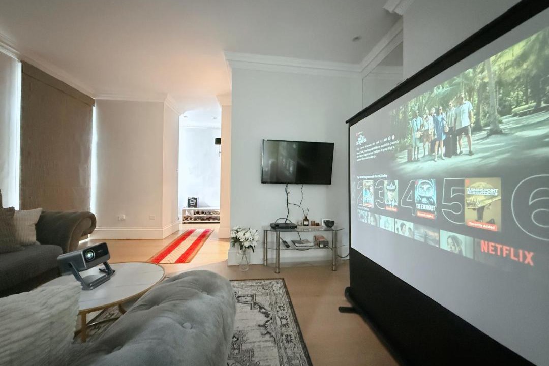 Photo of Livingroom in Churchill