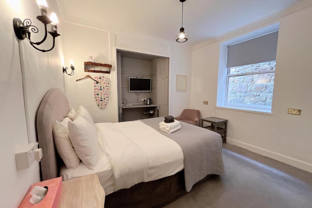 Photo of Bedroom in Newington