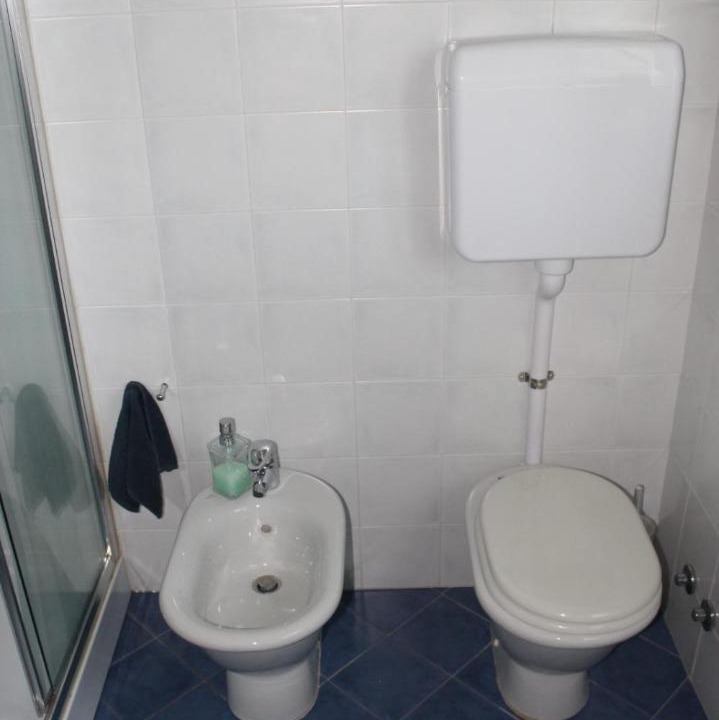 Photo of Bathroom in Crema