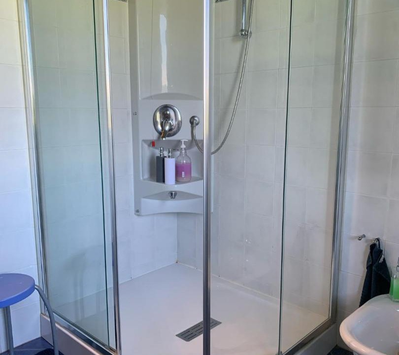 Photo of Bathroom in Crema