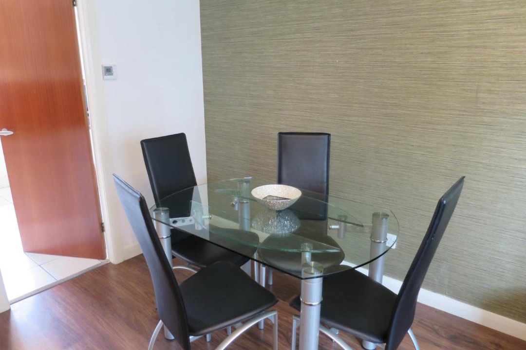 Photo of Livingroom in Newington