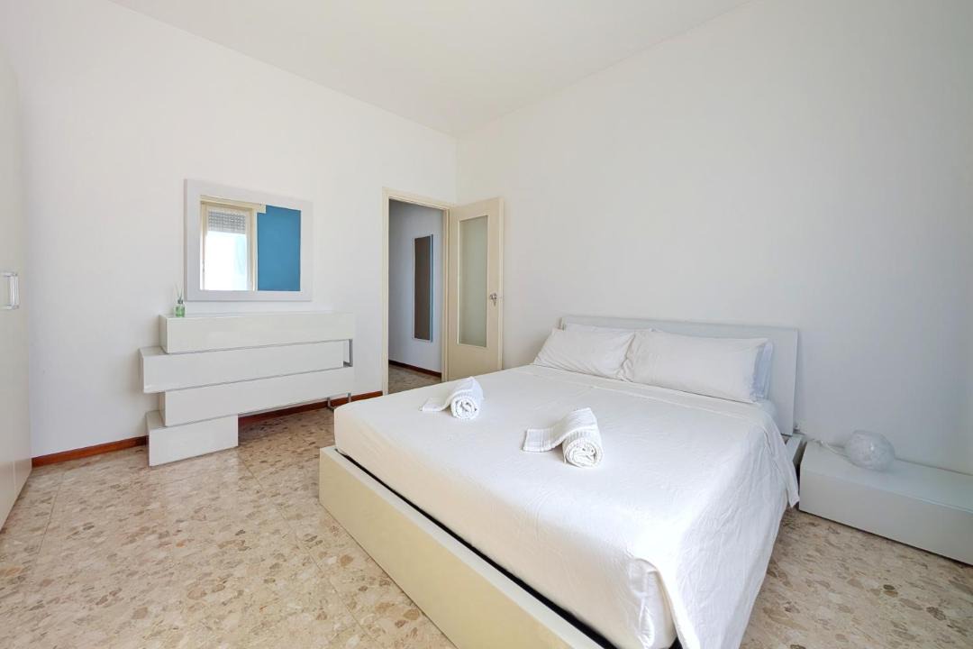 Photo of Bedroom in Crema