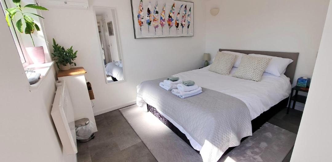 Photo of Bedroom in Etchinghill