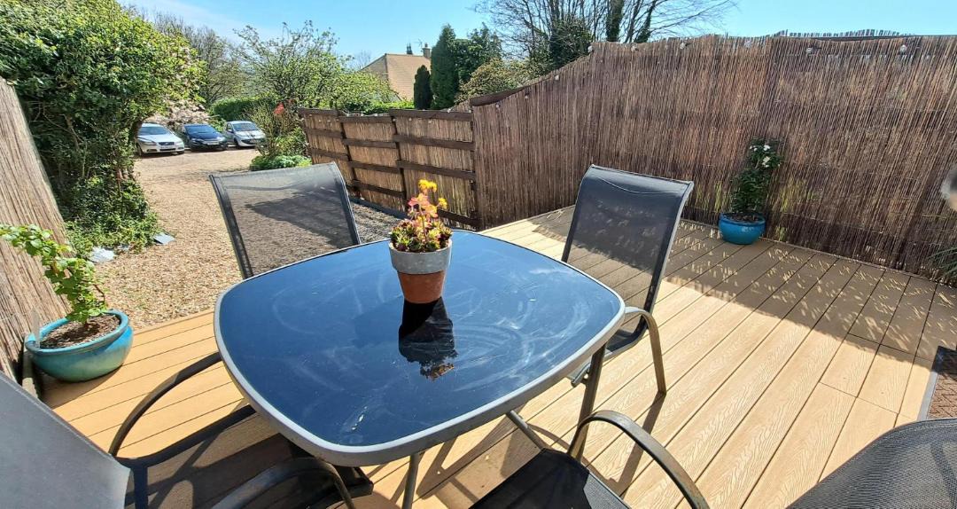 Photo of Patio Balcony in Etchinghill